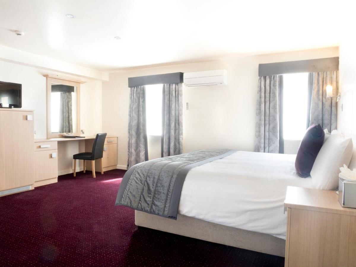 Cambridge Hotel Waterfront Brighouse Exteriör bild